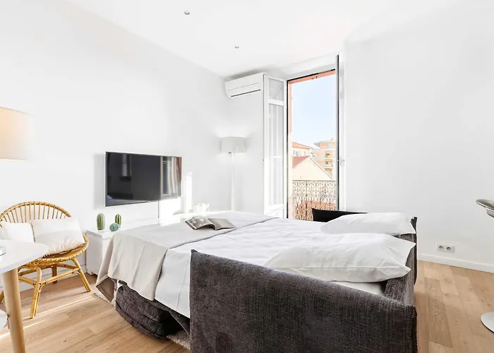 Le Rosy - In Balcony *