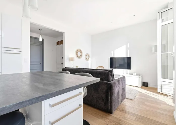 Le Rosy - In Balcony *