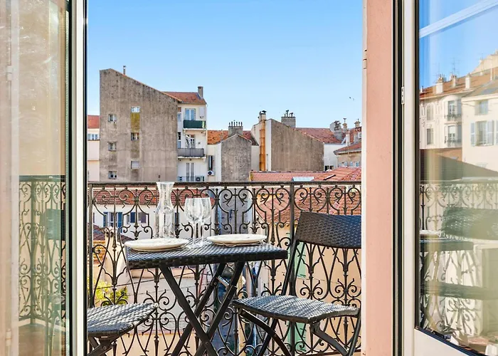 Le Rosy - In Balcony *