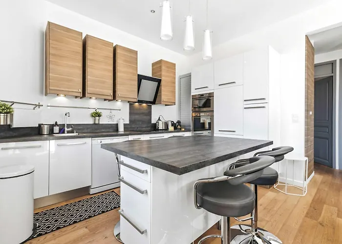 Le Rosy - In Balcony Κάννες